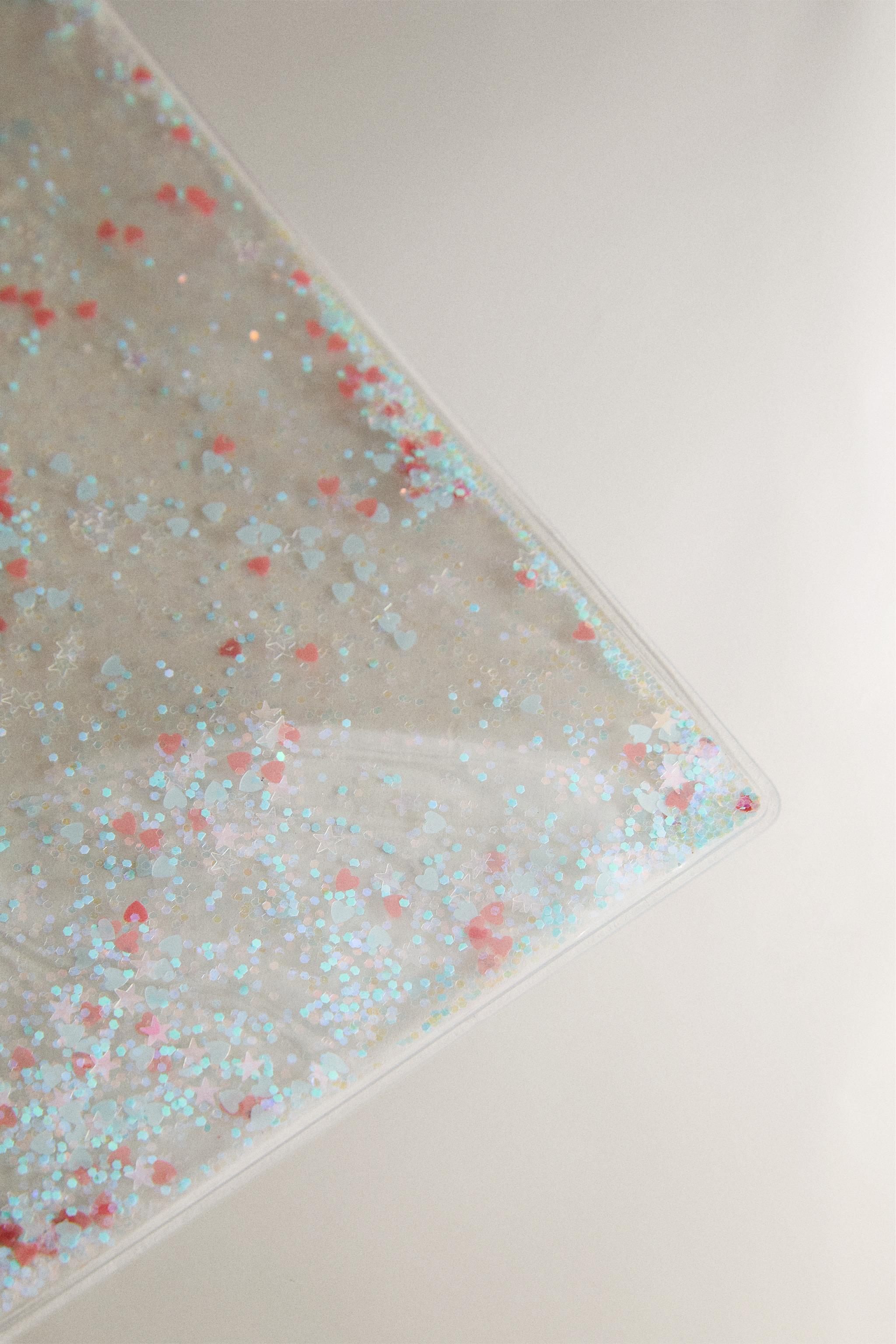 KIDS’ GLITTER FOLDER